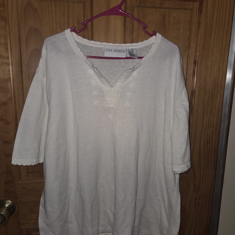 C.S.T. studio White Women's Top